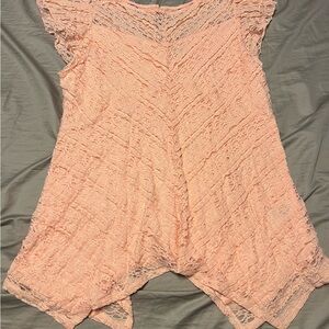 Torrid size 2 peach Asymmetrical Lacey Blouse